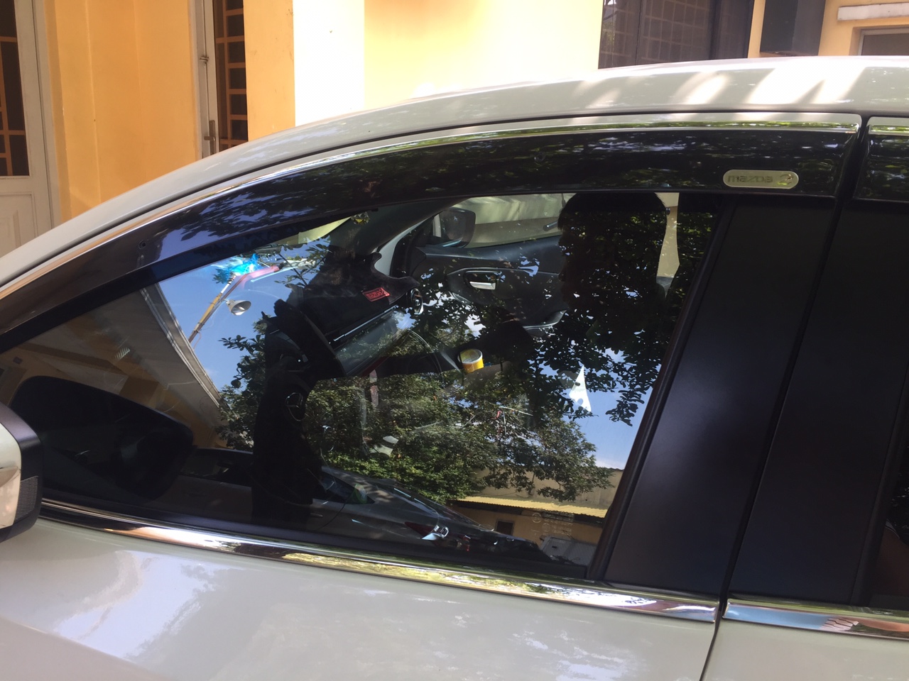 Vè che mưa cho Mazda 2 2018-2019